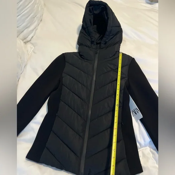 Zara Women's Stylish Black Puffer Jacket BNWT - Picture 5 of 6